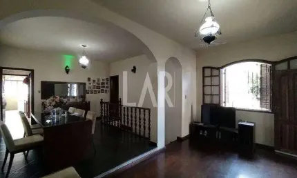 Casa à venda, 3 quartos, 1 suíte, 4 vagas, Santa Amélia - Belo Horizonte/MG