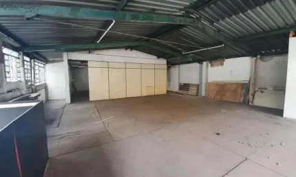 Barracão / Galpão / Depósito à venda na Rua dos Guajajaras, --, Barro Preto, Belo Horizonte