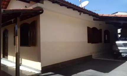 Casa à venda, 5 quartos, 2 suítes, 3 vagas, Horto - Belo Horizonte/MG