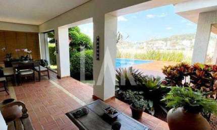Casa à venda, 3 quartos, 1 suíte, 4 vagas, Santa Lúcia - Belo Horizonte/MG
