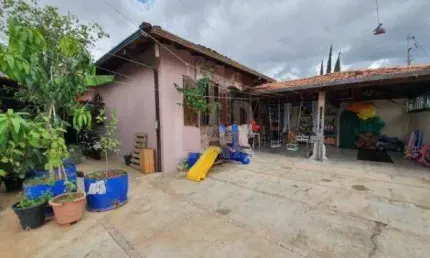 Casa à venda, 3 quartos, 1 suíte, 4 vagas, Santa Mônica - Belo Horizonte/MG