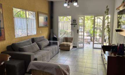 Casa em Condomínio à venda, 4 quartos, 1 suíte, 8 vagas, Retiro do Chalé - Brumadinho/MG