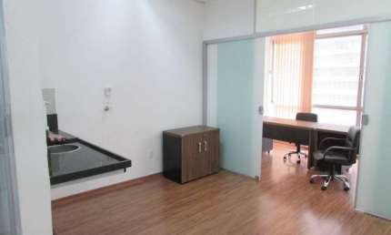 Sala comercial para alugar na Rua Rio de Janeiro, --, Centro, Belo Horizonte