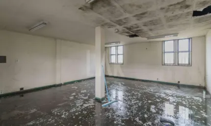 Sala comercial para alugar na Avenida Amazonas, --, Camargos, Belo Horizonte