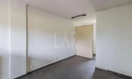 Sala comercial para alugar na Avenida Amazonas, --, Camargos, Belo Horizonte