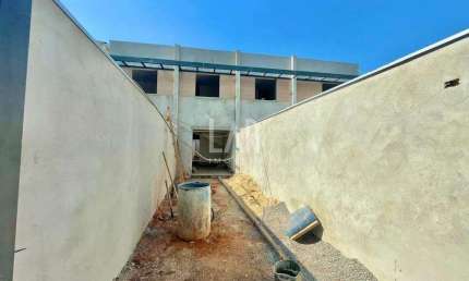 Casa Geminada à venda, 2 quartos, 1 suíte, 2 vagas, Piratininga - Belo Horizonte/MG