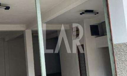 Prédio Comercial e Residencial à venda, 3 lojas, 2 apartamentos, Santo André - Belo Horizonte/MG