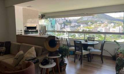 Apartamento à venda com 125m², 4 quartos e 2 vagas.