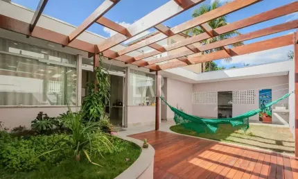Casa à venda, 3 quartos, 1 suíte, 2 vagas, Sagrada Família - Belo Horizonte/MG