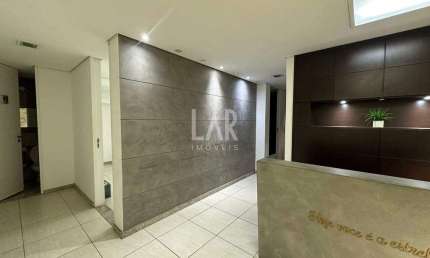 Loja de 90m² disponível para locação com 5 salas e 5 banheiros no bairro São José/São Luiz, em Belo Horizonte/MG.