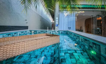 Casa de 362m² à venda com 5 quartos e 6 vagas de garagem no bairro São Bento, em Belo Horizonte/MG.