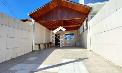 Casa com 2 quartos para alugar na rua tercilio tedesco, 492, forquilhas, são josé por r$ 2.480