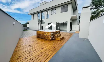Casa com 3 quartos à venda na Lídia Hames Huller, 11, Forquilhas, São José por R$ 797.000