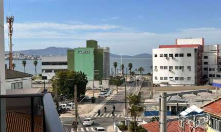 Apartamento com 3 quartos à venda na Rua Domingos Filomeno, 108, Praia Comprida, São José por R$ 950.000