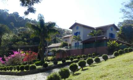 Sítio para Venda em Caldas, Bom Retiro, 7 dormitórios, 5 banheiros, 2 vagas