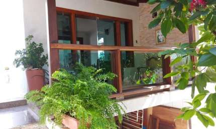 Casa para Venda em Belo Horizonte, Floresta, 7 dormitórios, 3 suítes, 3 banheiros, 4 vagas