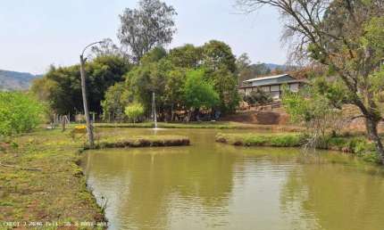 Sítio para Venda em Caldas, Bom Retiro, 3 dormitórios, 1 suíte, 2 banheiros, 3 vagas