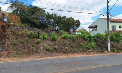 Terreno à venda na Zona Rural, Caldas 
