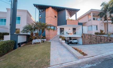 Casa em Alphaville com 4 quartos à venda, 500 m² por R$ 2.980.000 - Alphaville - Santana de Parnaíba/SP