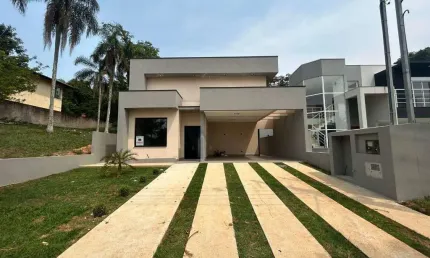 Casa com 3 dormitórios à venda, 177 m² por R$ 999.900,00 - Jardim Europa - Vargem Grande Paulista/SP