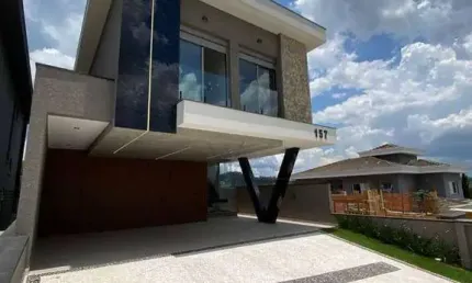 Casa com 3 quartos à venda, 265 m² por R$ 2.700.000 - Suru - Santana de Parnaíba/SP