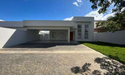 Casa com 3 dormitórios à venda, 275 m² por R$ 1.700.000,00 - Haras Bela Vista - Vargem Grande Paulista/SP