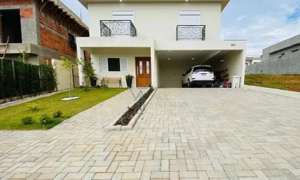 Casa com 5 quartos à venda, 270 m² por R$ 2.350.000 - Sítio do Morro - Santana de Parnaíba/SP