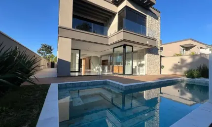 Casa com 4 quartos à venda, 430 m² por R$ 8.900.000 - Alphaville - Santana de Parnaíba/SP