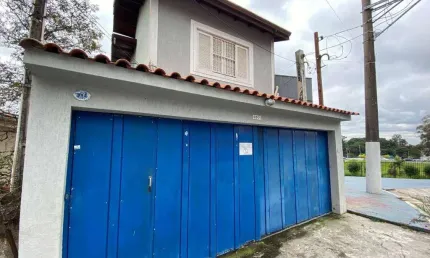 Casa com 3 quartos para alugar na Rua Piratininga, 1, Centro, Cotia
