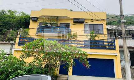 Casa com 4 quartos à venda na Rua Roberto Augusto Morgado, 219, São Francisco, Niterói