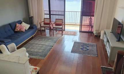 Cobertura com vista deslumbrante da praia de Icaraí