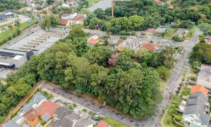 Terreno à venda na Rua Walter Guimarães da Costa, São Lourenço, Curitiba