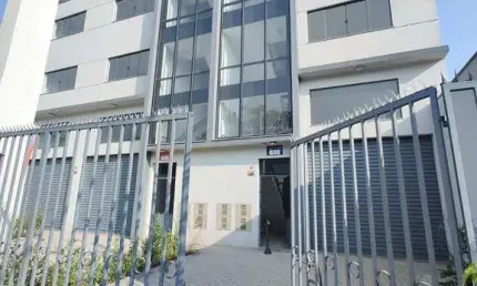 Prédio à venda no Jardim Clementino, Taboão da Serra 