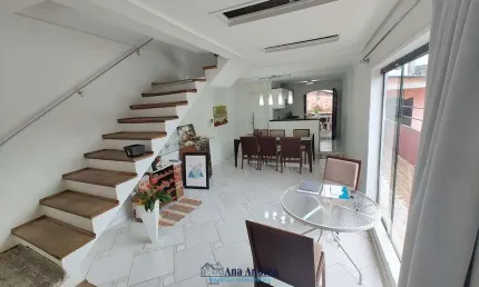 Casa com 3 quartos à venda no Jardim Santa Rosa, Taboão da Serra 