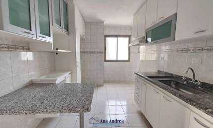 Apartamento com 3 quartos para alugar na Chácara Agrindus, Taboão da Serra 