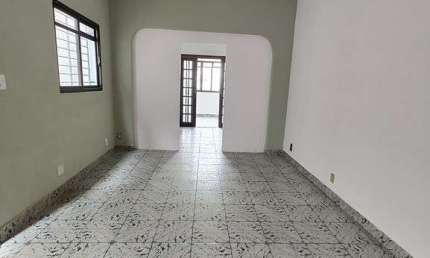 Casa com 2 quartos para alugar no Jardim Maria Rosa, Taboão da Serra 