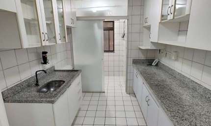 Apartamento com 3 quartos para alugar no Jardim Bom Tempo, Taboão da Serra 