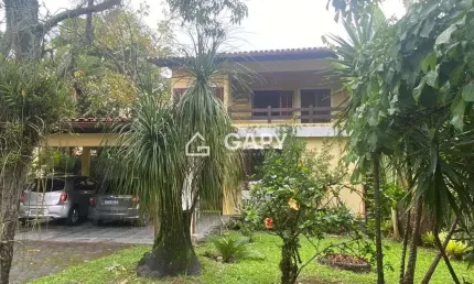 Casa espaçosa com 350 m² à venda por R$ 1.300.000 - Badu /Niterói/RJ