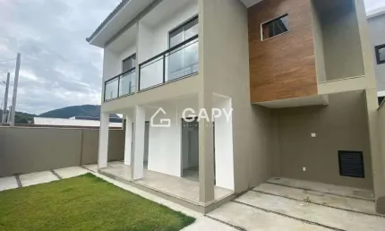 Casa com 2 suítes e Quintal em Itaipuaçu/Maricá por R$:360.000,00