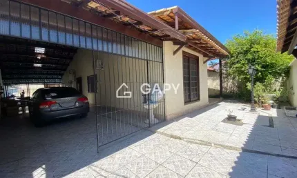 Casa Linear com edícula no Maravista/Itaipu – por R$: 699.000,00