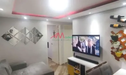 Apartamento à Venda - Condomínio Athenas III em Irajá, São Bernardo do Campo  Características do Imóvel:  Área total: 50m² 2 dormitórios Sala com sanca e jogo de iluminação Todo piso em porcelanato Ba