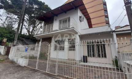 Casa com 7 quartos à venda na Rua Caetés, 246, Centro, Canoas por R$ 650.000