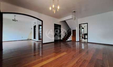 Casa com 5 quartos à venda na Rua São Caetano, 112, Marechal Rondon, Canoas por R$ 2.345.000