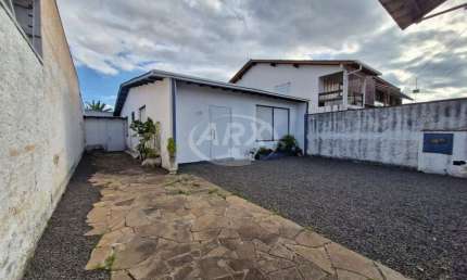 Casa com 3 quartos à venda na Rua Tuiuti, 55, Nossa Senhora das Graças, Canoas por R$ 480.000