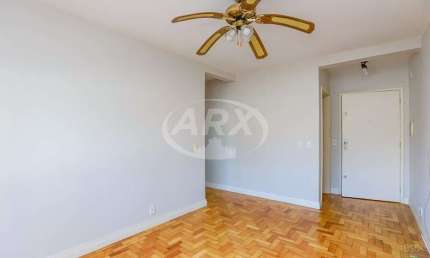 Apartamento com 2 quartos à venda na Rua Vicente da Fontoura, 1388, Santana, Porto Alegre por R$ 318.500