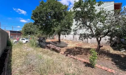 Terreno à venda na Rua João Leivas de Carvalho, 582, São José, Canoas por R$ 329.900