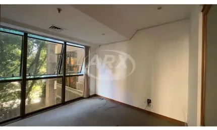 Sala comercial à venda na Avenida Carlos Gomes, 281, Petrópolis, Porto Alegre por R$ 190.000