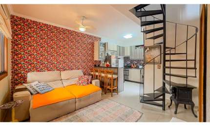 Casa em condomínio fechado com 2 quartos à venda na Avenida Outeiro, 83, Partenon, Porto Alegre por R$ 335.000