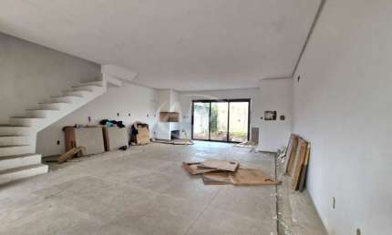 Casa com 3 quartos à venda na Onze de Agosto, 59, Igara, Canoas por R$ 890.000