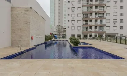 Apartamento com 2 quartos à venda na Rua Piauí, 40, Santa Maria Goretti, Porto Alegre por R$ 500.000